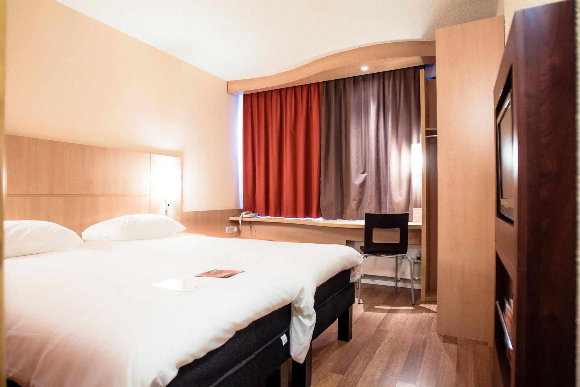 Ibis Gare